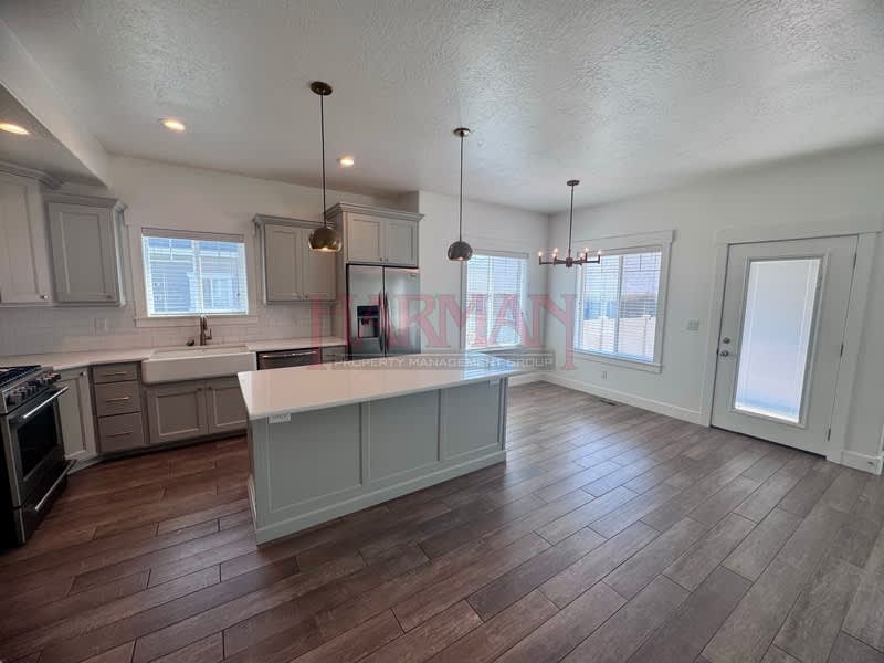 1008 East 120 South – photo 3