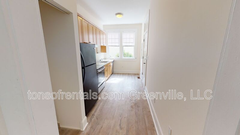 326 S. Spring Street – photo 4