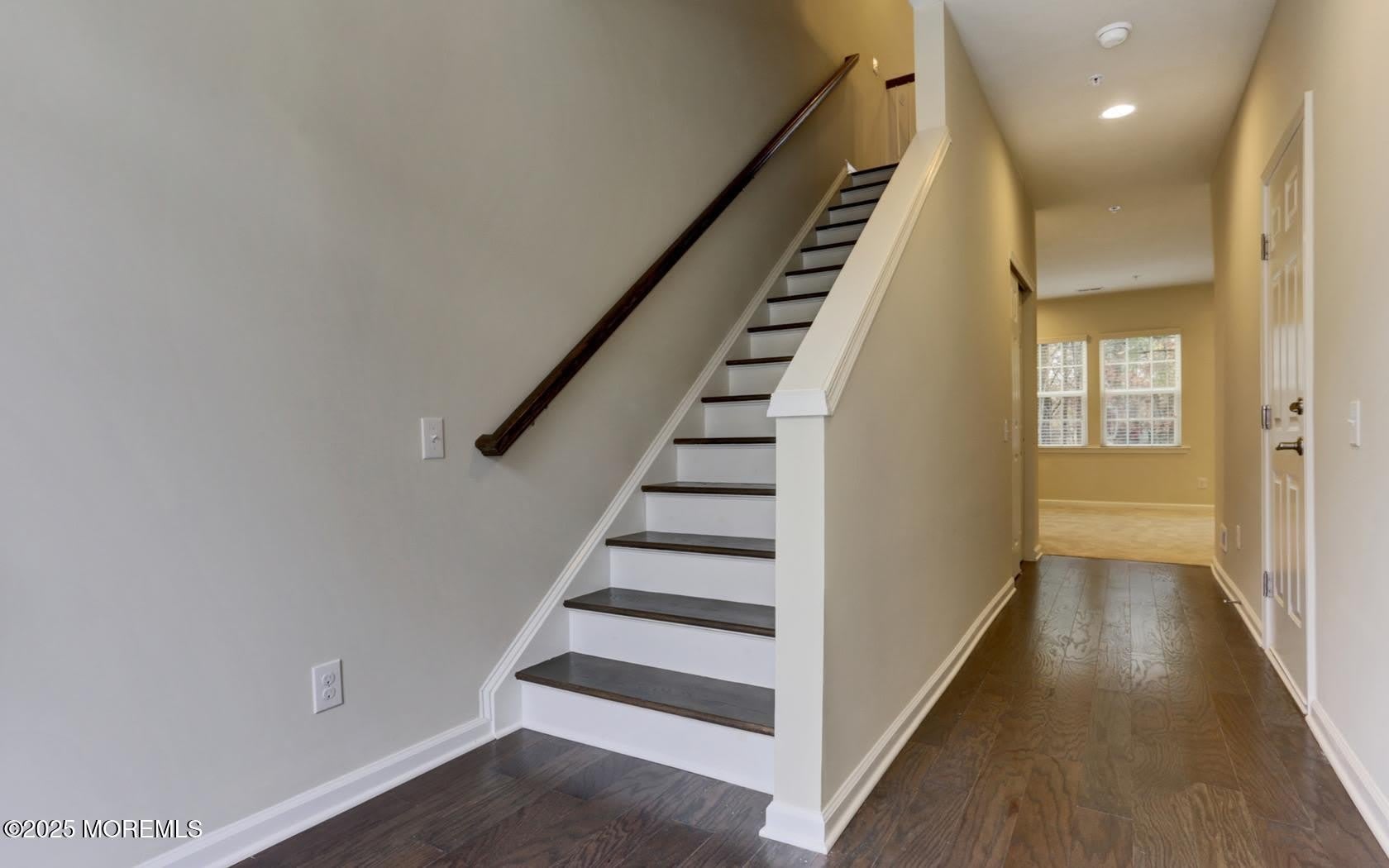 146 Waypoint Drive – photo 2