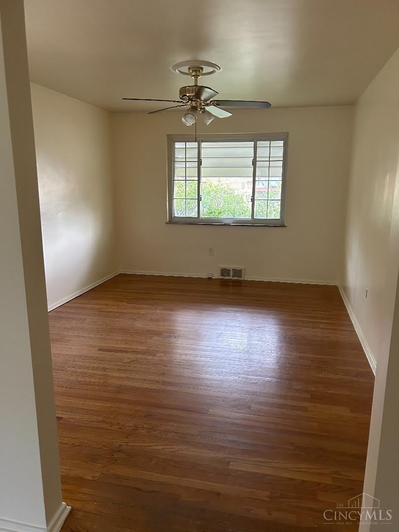 1574 Oak Knoll Drive – photo 3