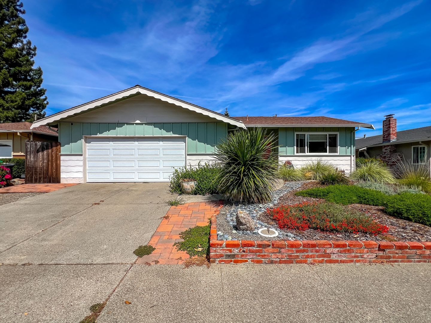 Conveniently Located Four Bedroom Bel Aire Home – photo 1
