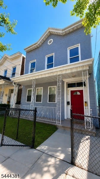535 28Th St – photo 1