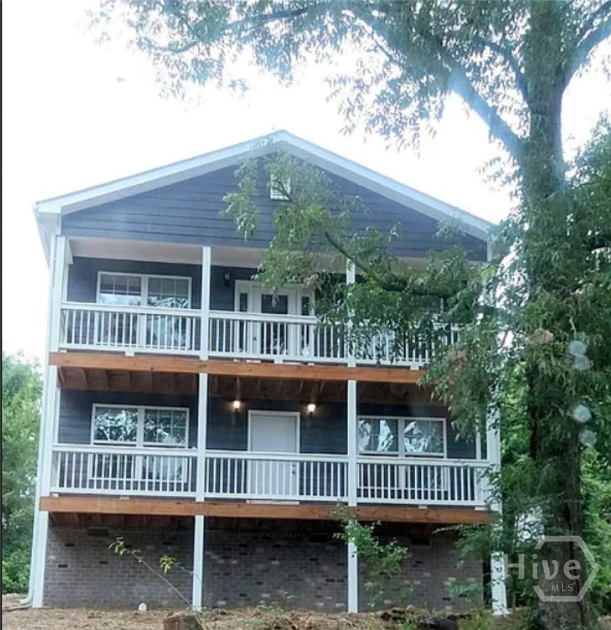 184 Strickland Avenue – photo 1