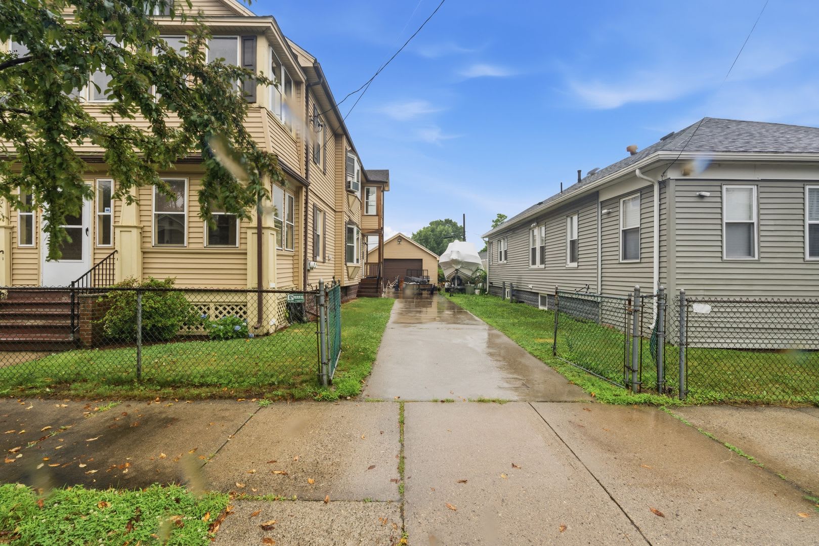 21-23 Colchester St – photo 2