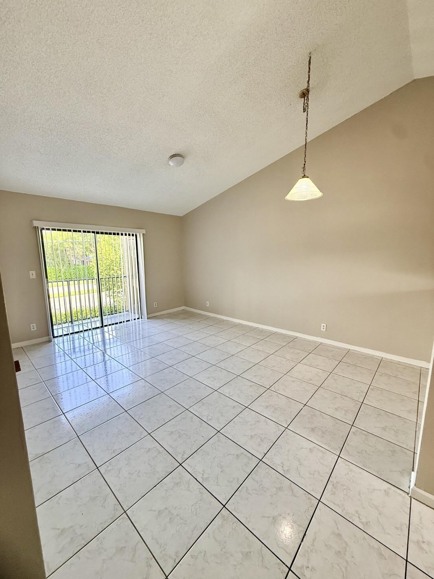 11632 Nw 23Rd Court – photo 4