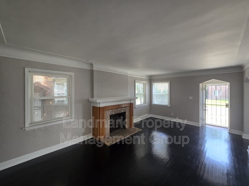 10391 Roxbury Street – photo 4