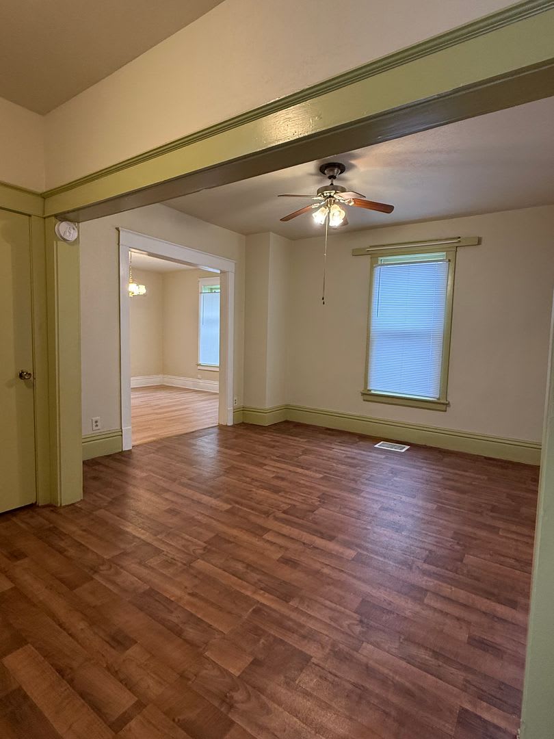 Single Family Home – photo 2