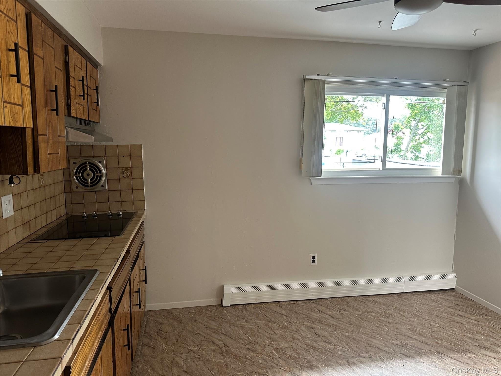 308 Essex Street – photo 4