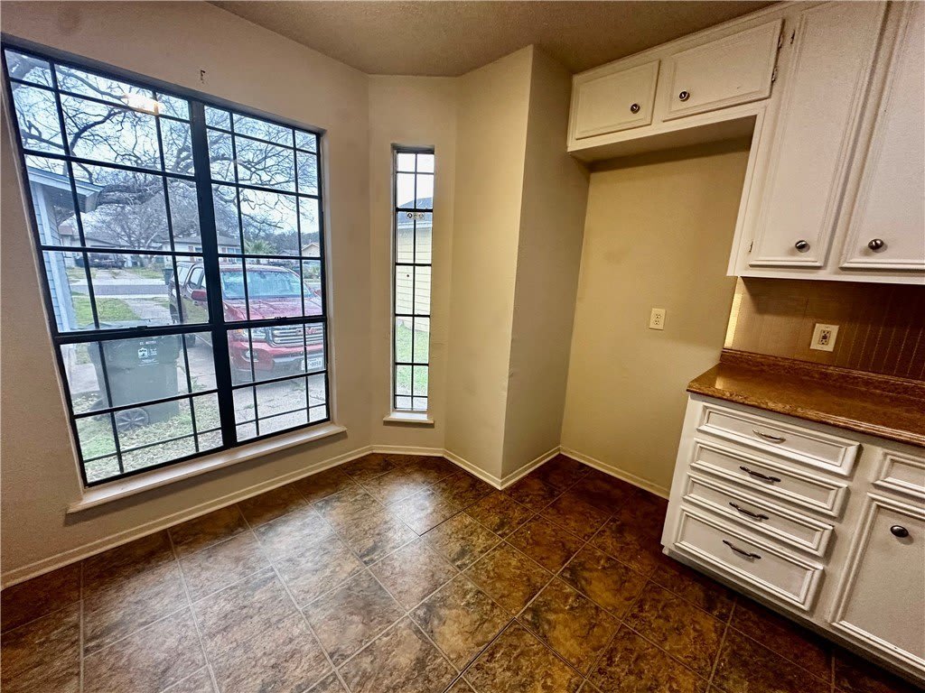 4922 Monitor Street – photo 5