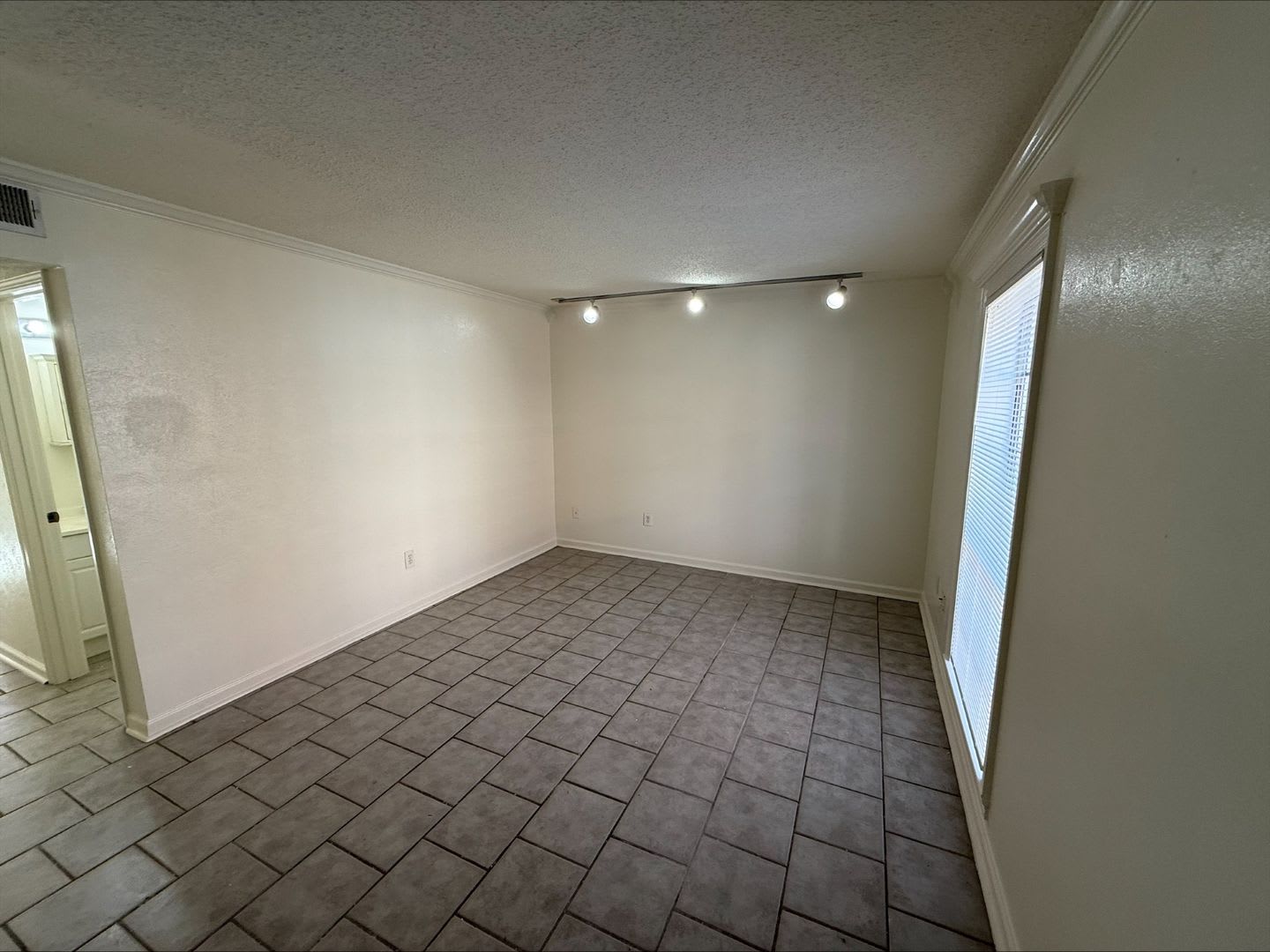 4101 Delaware – photo 2