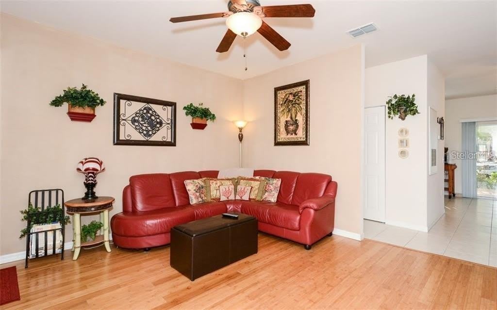 7685 PLANTATION Circle – photo 4