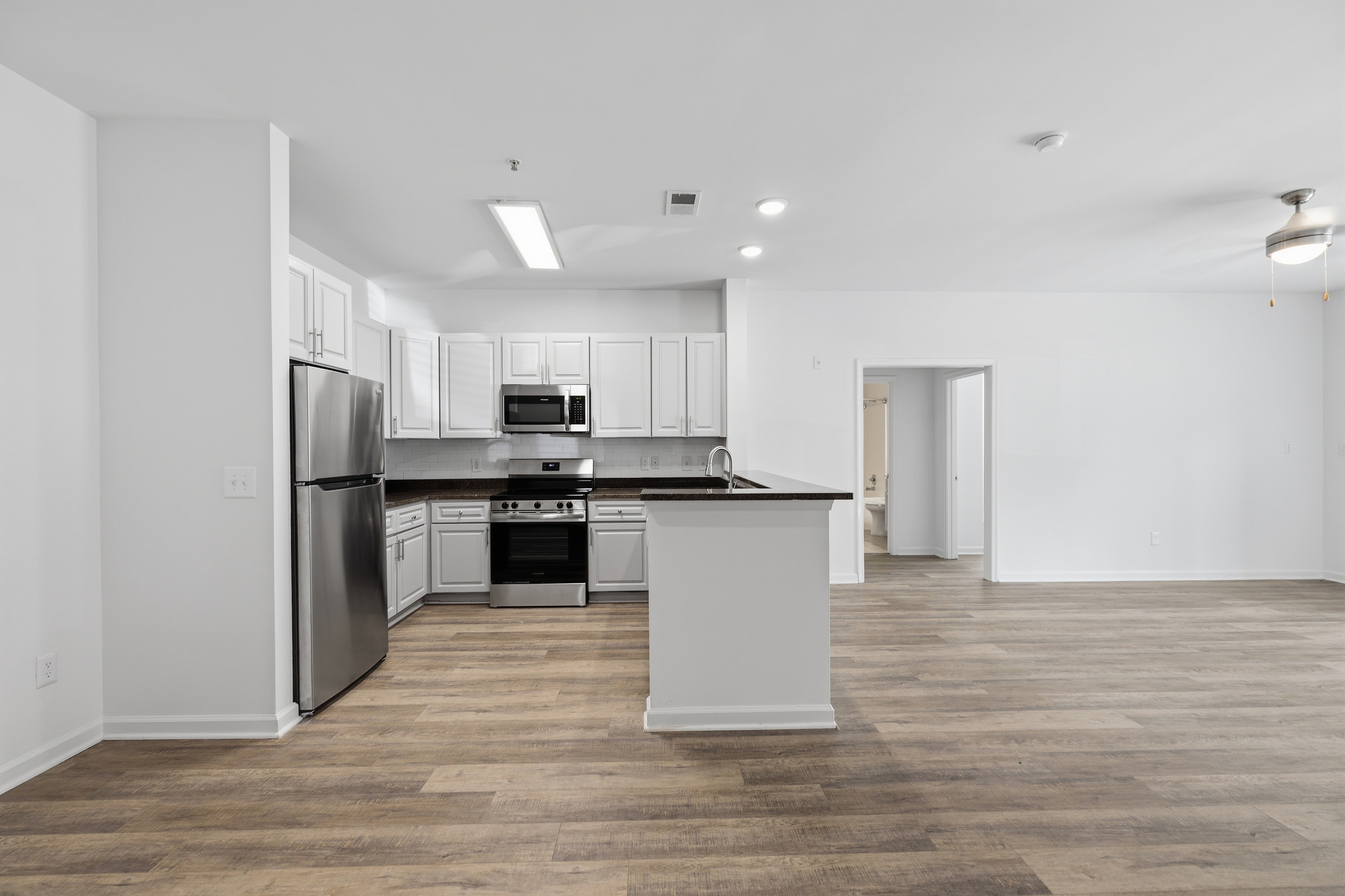 White Oak Luxury Apartments – photo 5