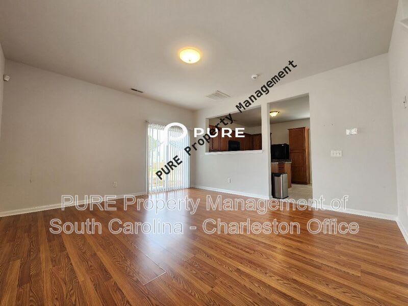 437 Watershed Dr – photo 4