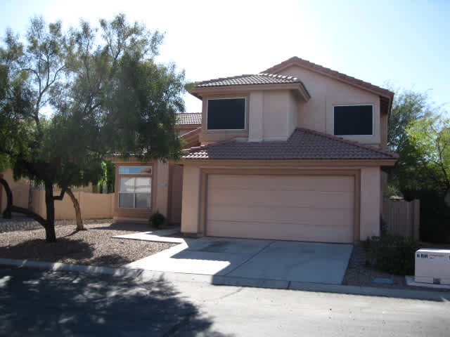Attractive 4 Bedroom Home in Desirable North Ranch in the Northwest – photo 1
