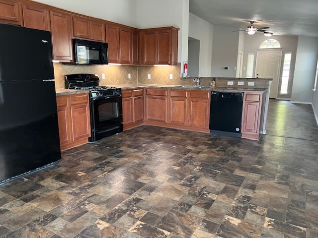 206 Wisteria Way – photo 5