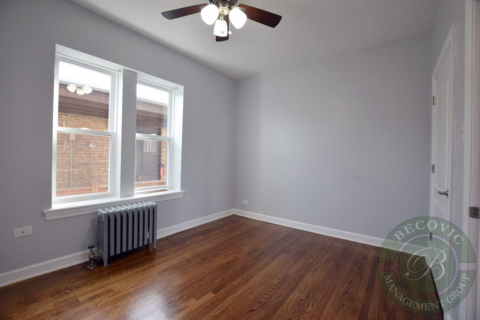 1724 W Juneway Terrace – photo 2