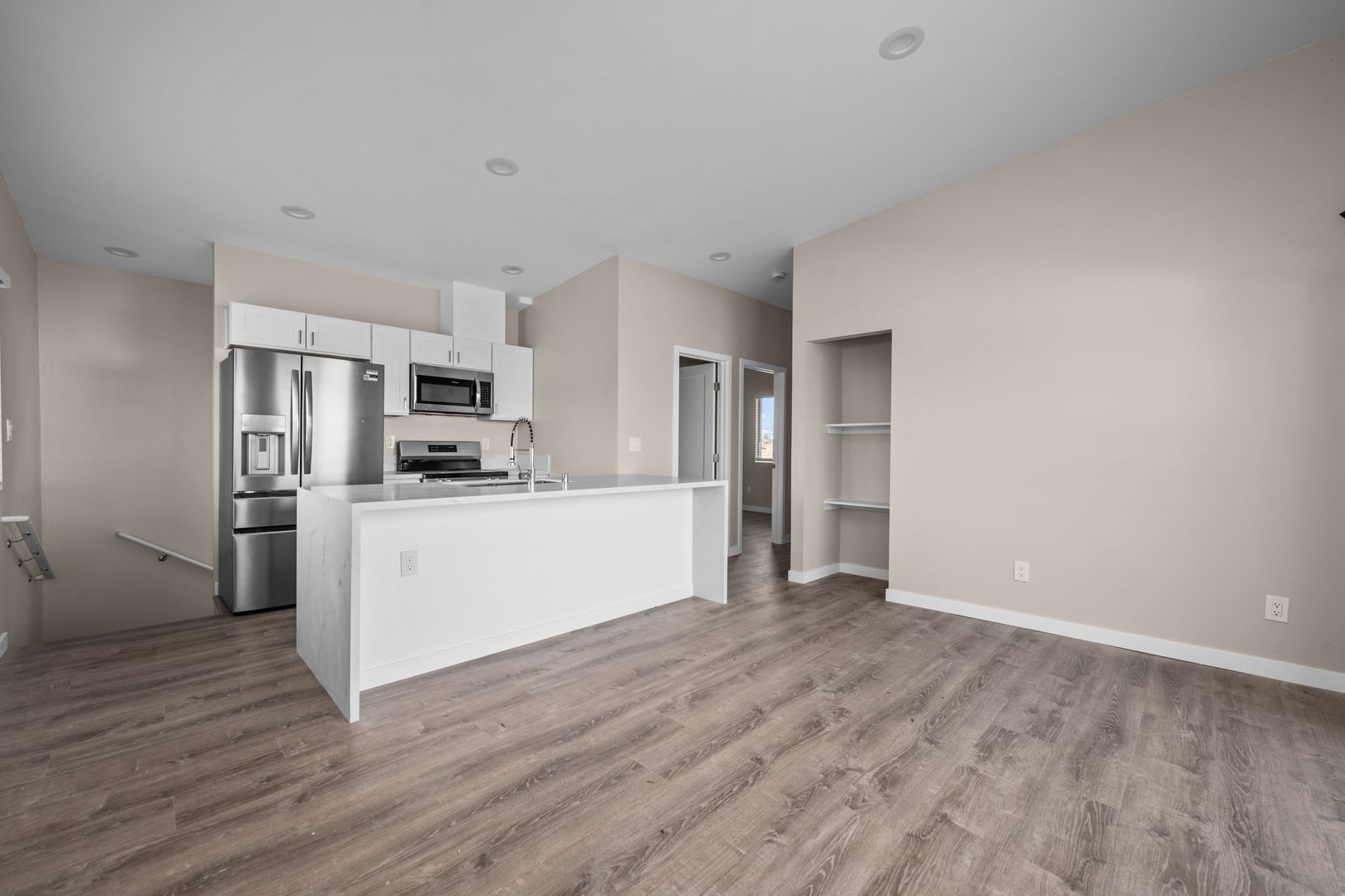 BEDROOMS! $1000.00/room – photo 2