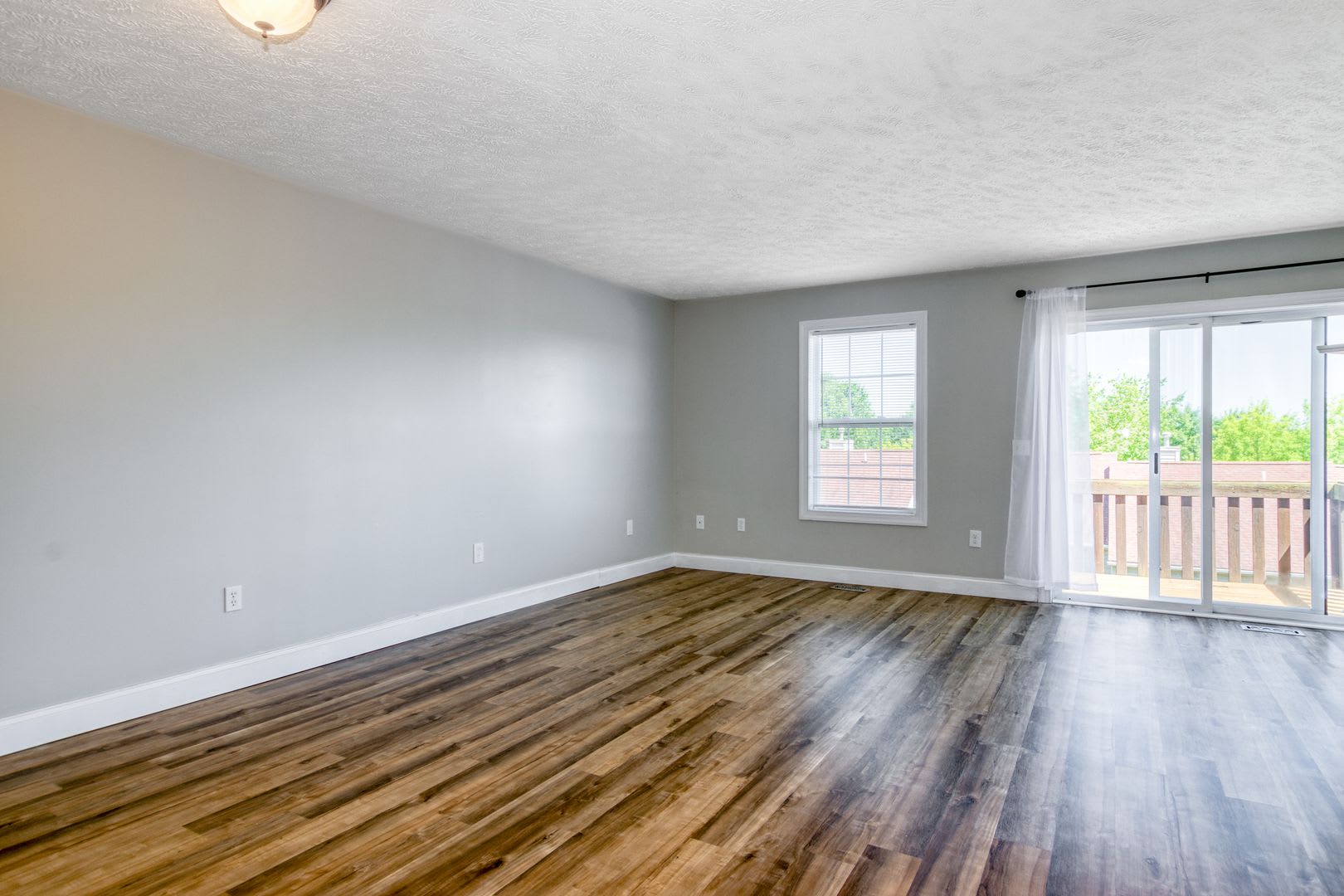 2 Bedroom I Bath Duplex – photo 4