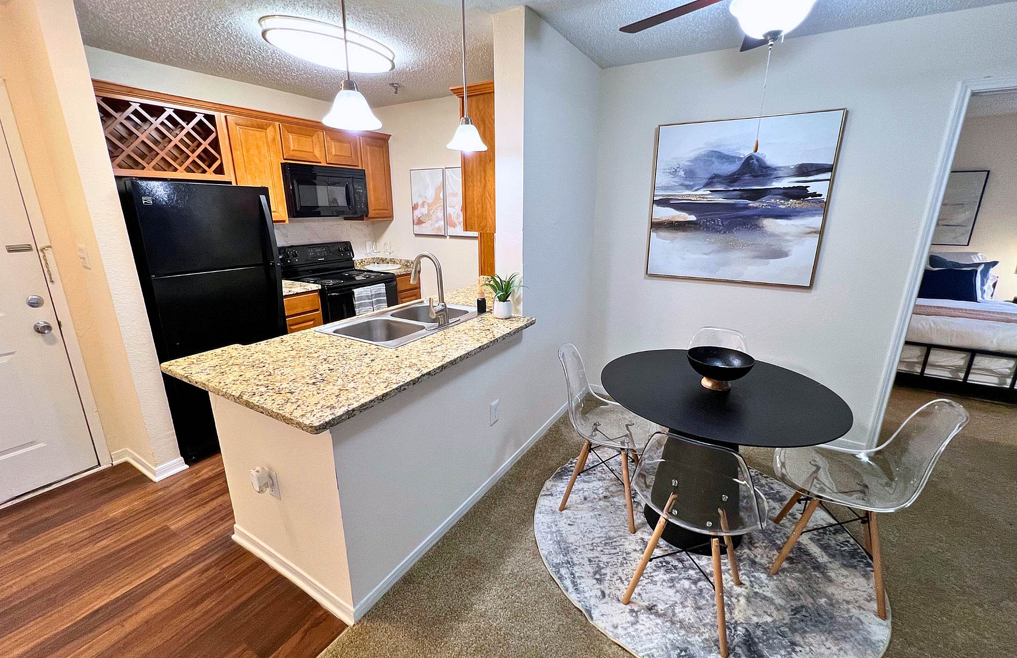 Canal Square Apartments of Indianapolis – photo 2