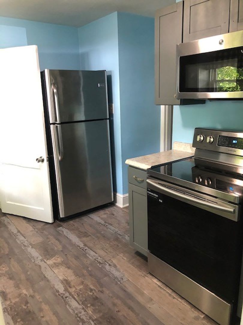 4 BEDROOM/ 1.5 BATH READY THIS JULY! – photo 3