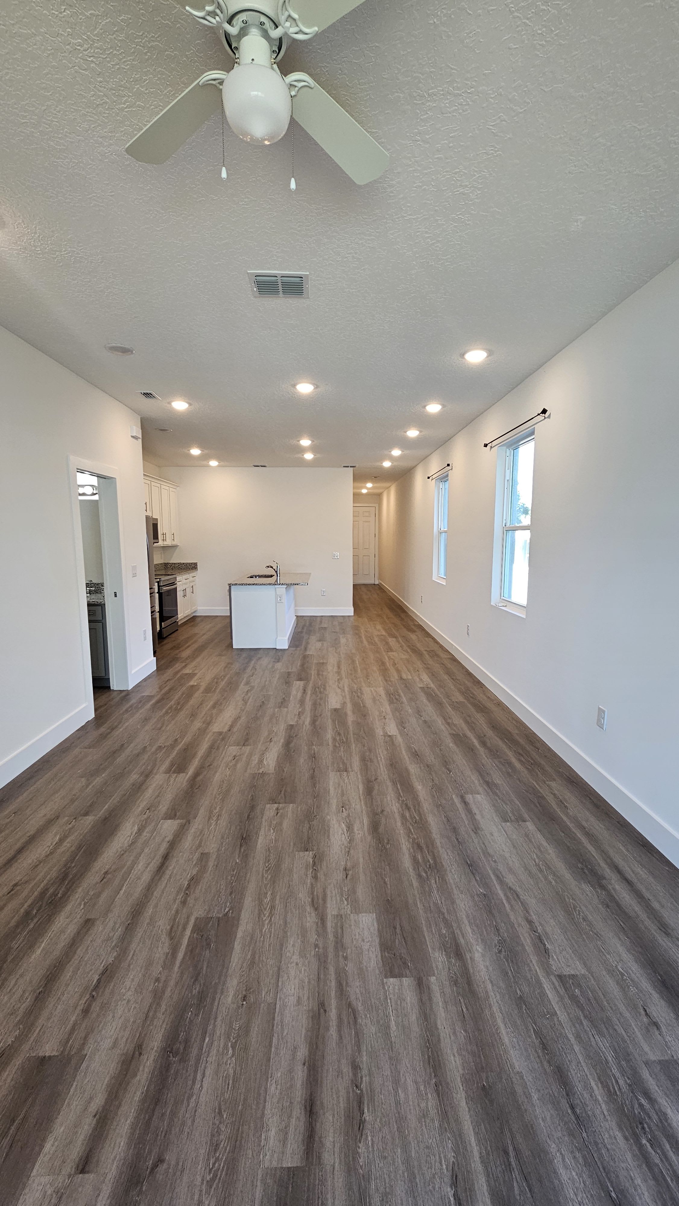3609 N 53rd St – photo 5