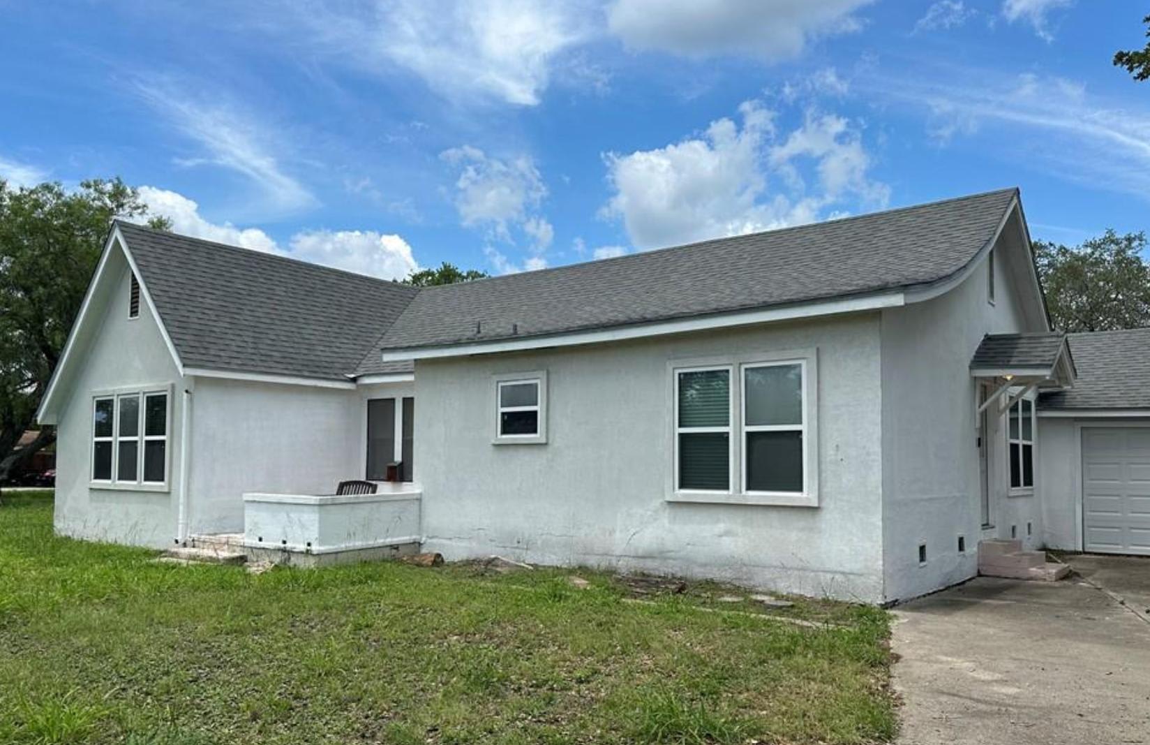 1005 East Fulton Street – photo 2