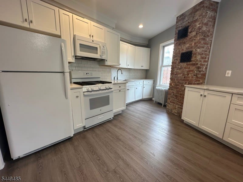 746 Bloomfield Ave – photo 5