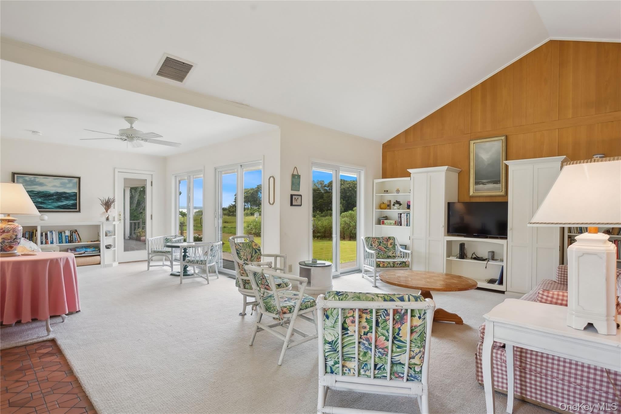 33 Beach Road – photo 4