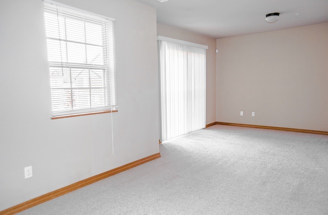 2869 W Hillshire Drive – photo 4