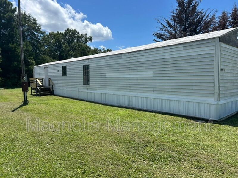 31 S. Oliver Dr. – photo 1