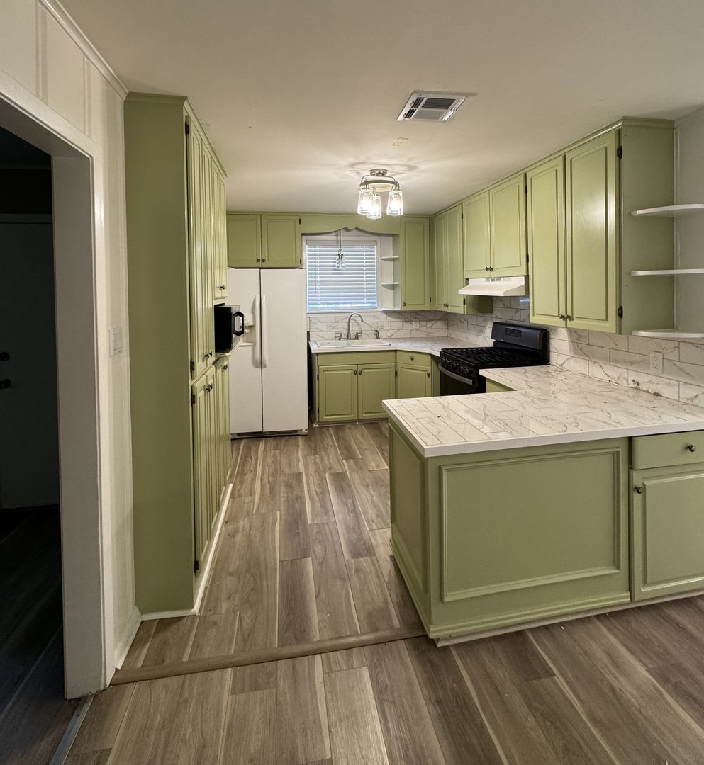 Single Family Residence – photo 4