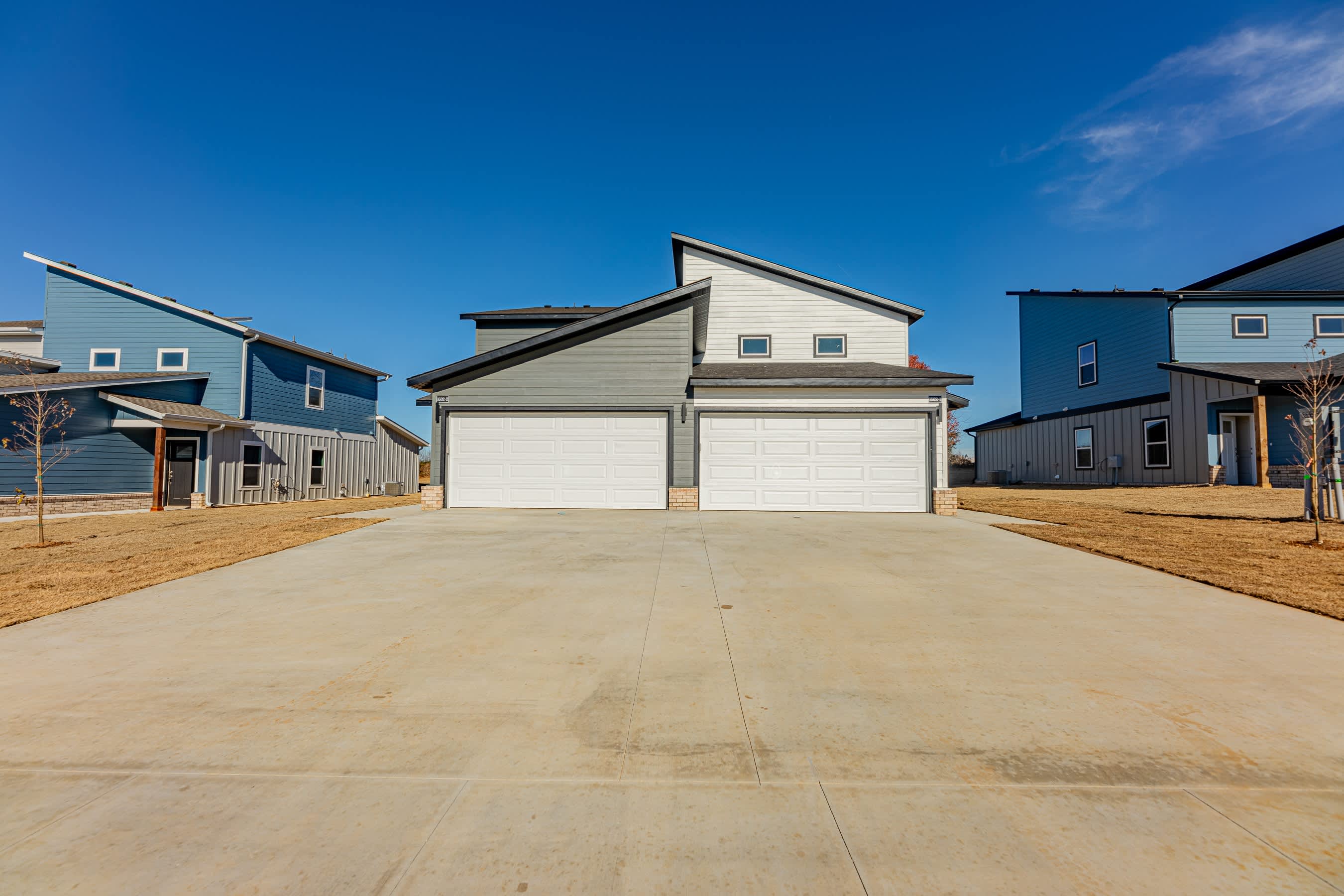 1603 SW Casuarina Dr – photo 1