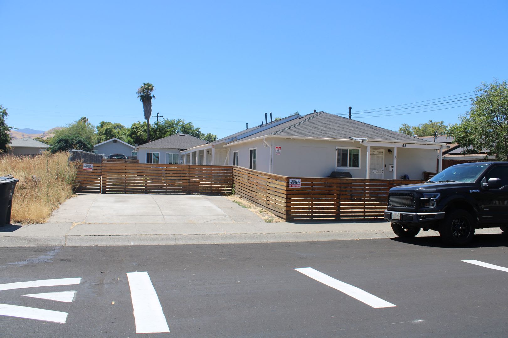 Two Bedroom plus BONUS Room in Pittsburg Single Story Four-plex- OPTIONAL DETACHED GARAGE AVAILABLE! – photo 2