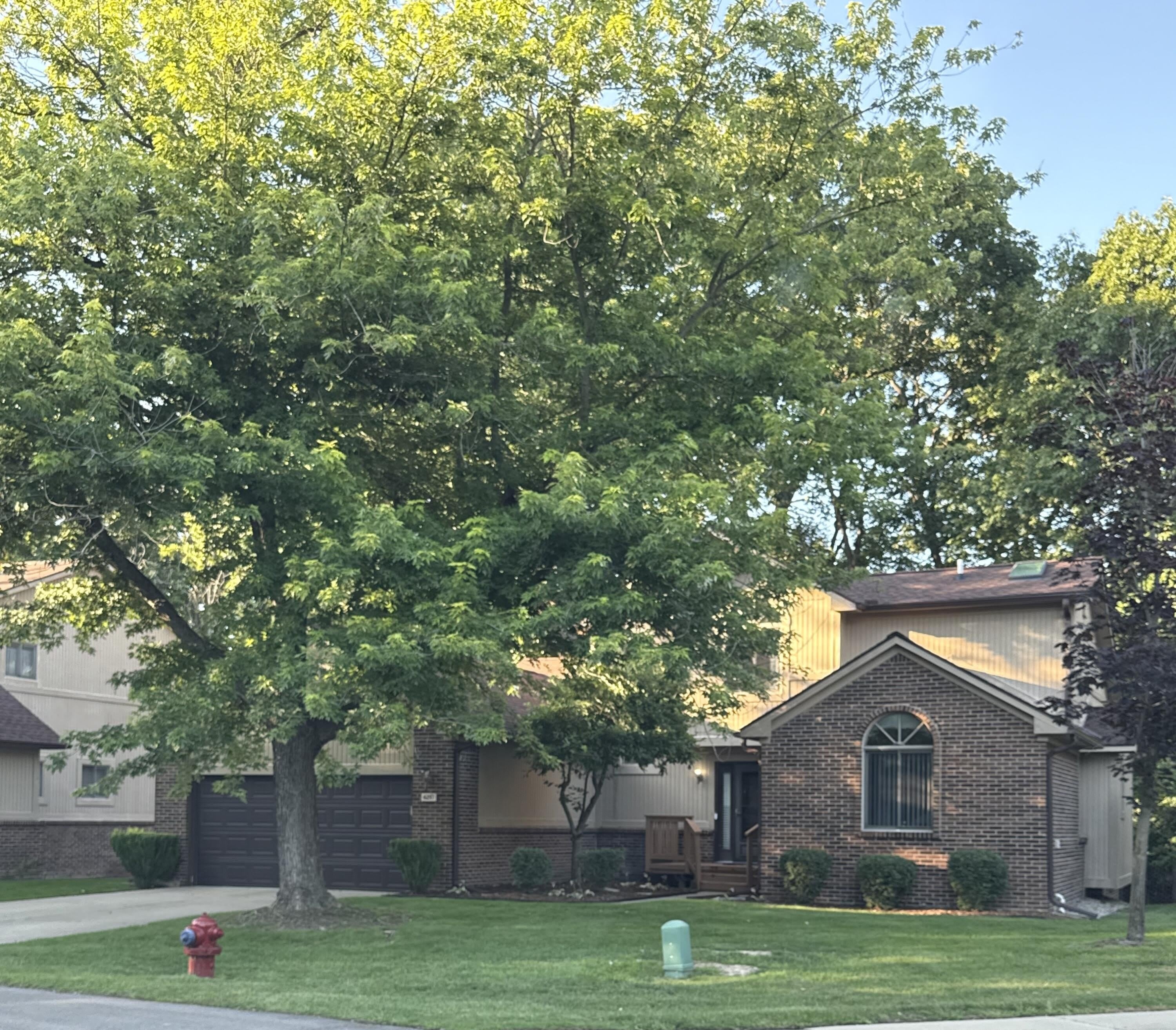 6257 Gatewood – photo 1