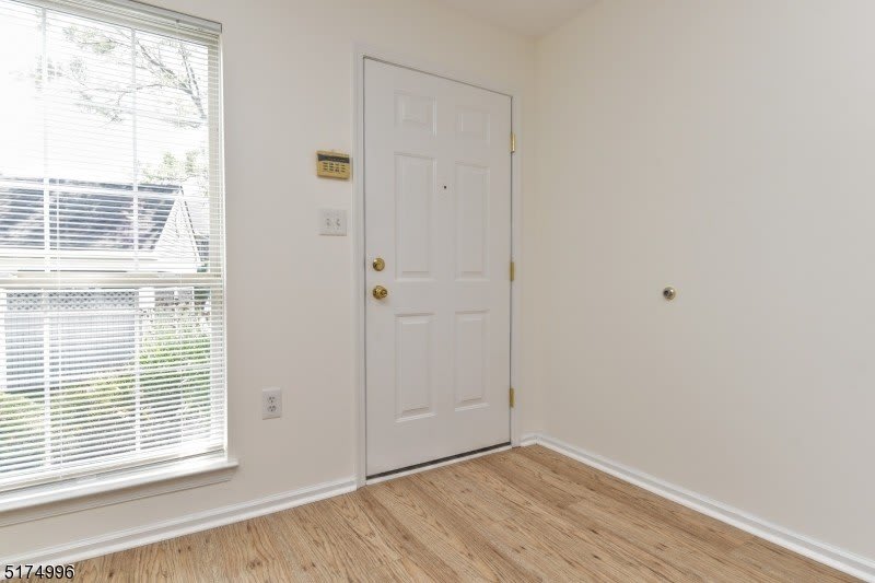 1132 Stafford St – photo 4