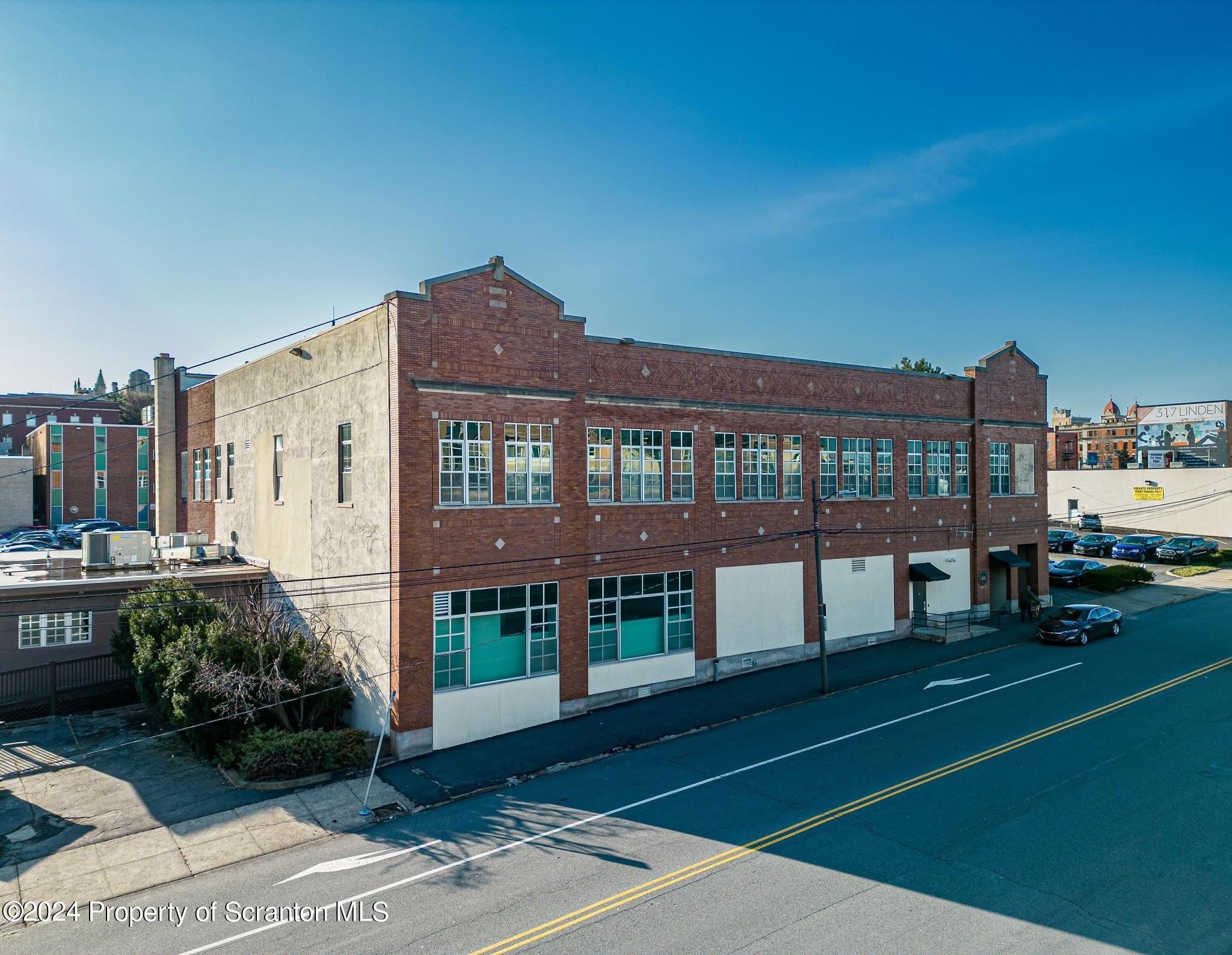 438 Penn Ave – photo 3