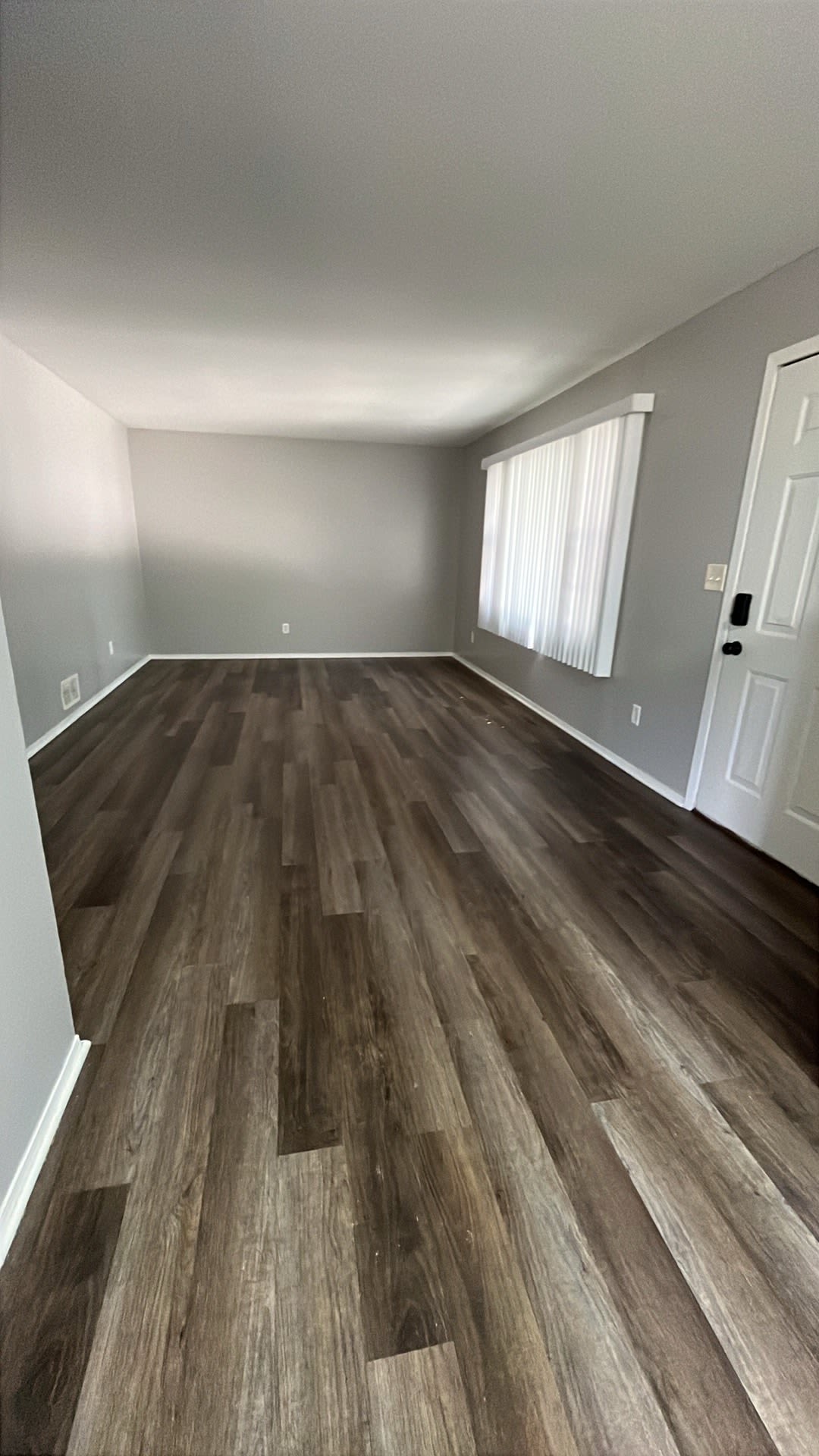 2050 Hebron Avenue – photo 2