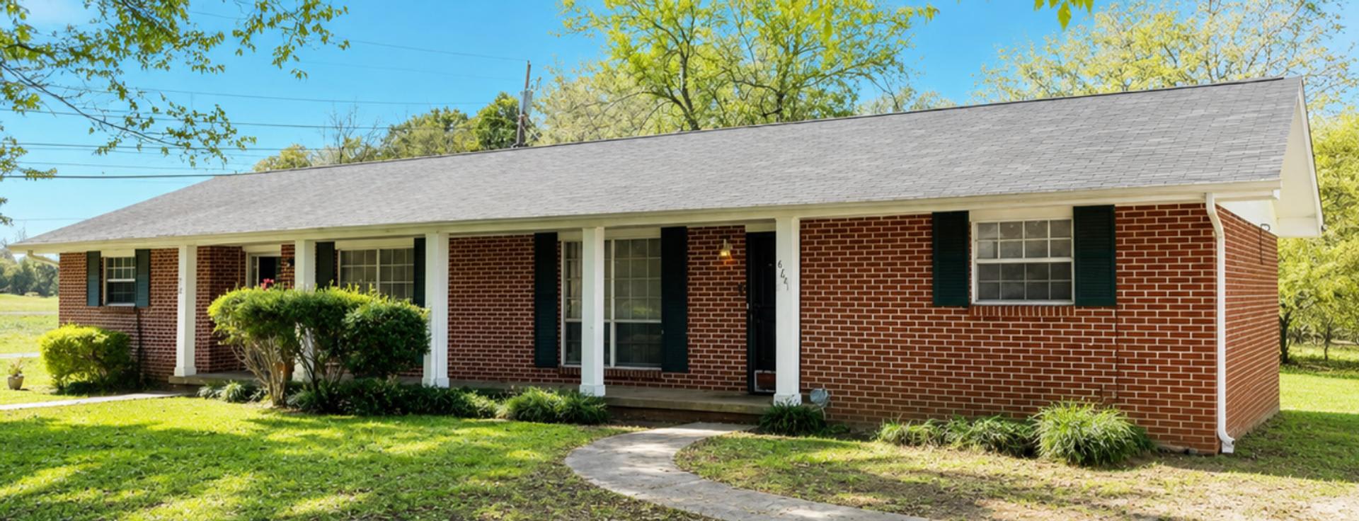 MOVE-IN READY 2-BEDROOM — MINUTES FROM VOLKSWAGEN, AMAZON & ENTERPRISE SOUTH! – photo 1