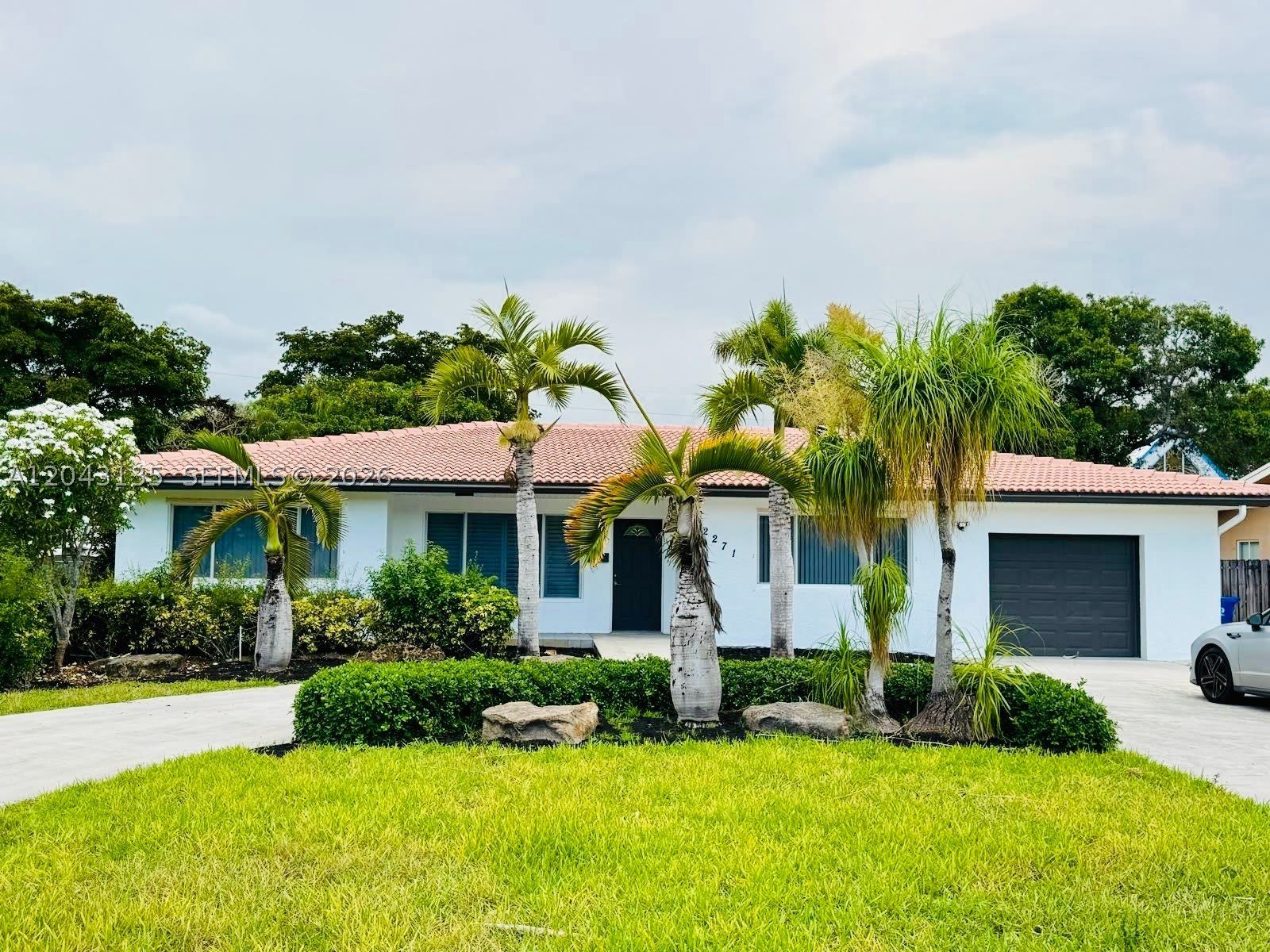 2271 SW 30th Ter – photo 1