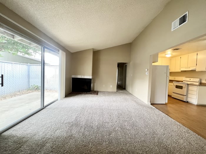 605 Queens Avenue – photo 5