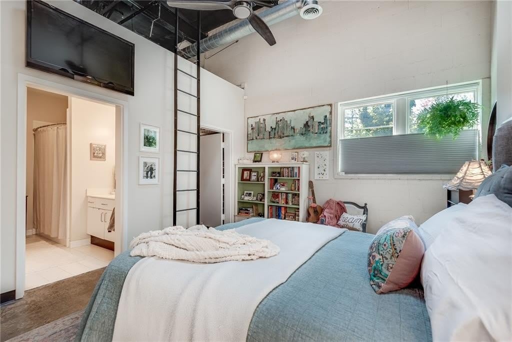 5200 Peachtree Road – photo 5