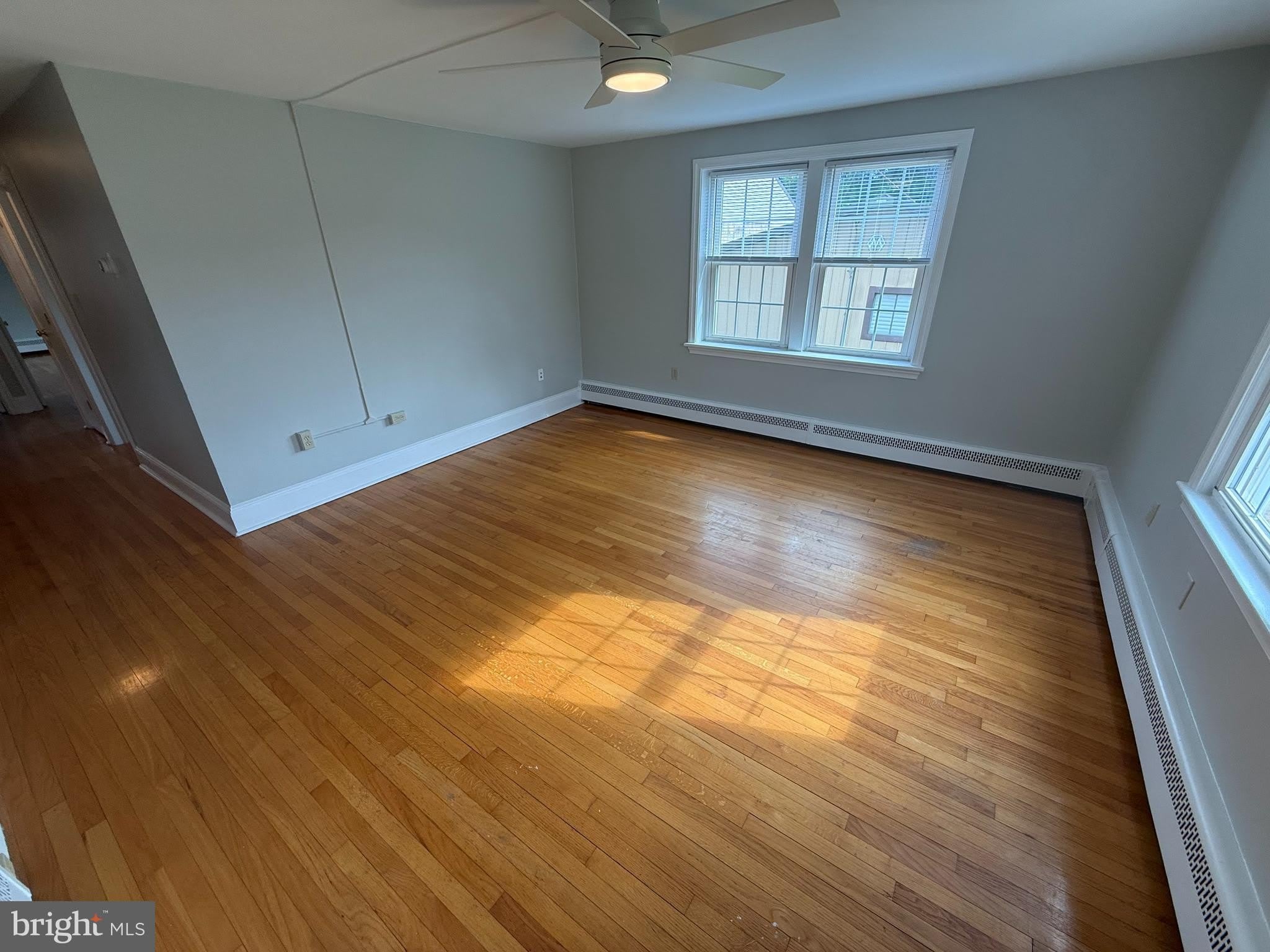 50 WALNUT AVE – photo 4