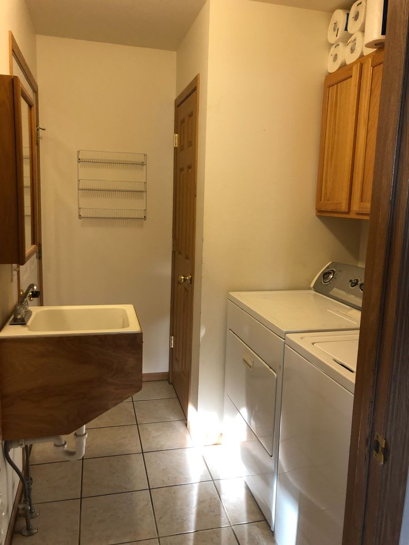 Wide Open Spaces 3 Bedroom 2 Bathroom House In Gallatin Gateway – photo 2