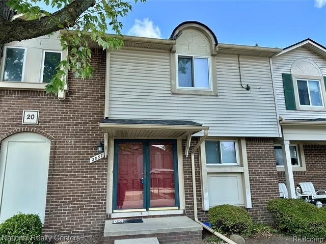 2057 W Franklin Drive – photo 2