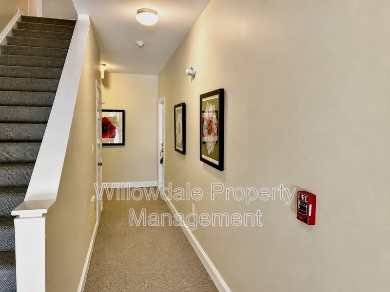 204 Savannah ridge rd – photo 3