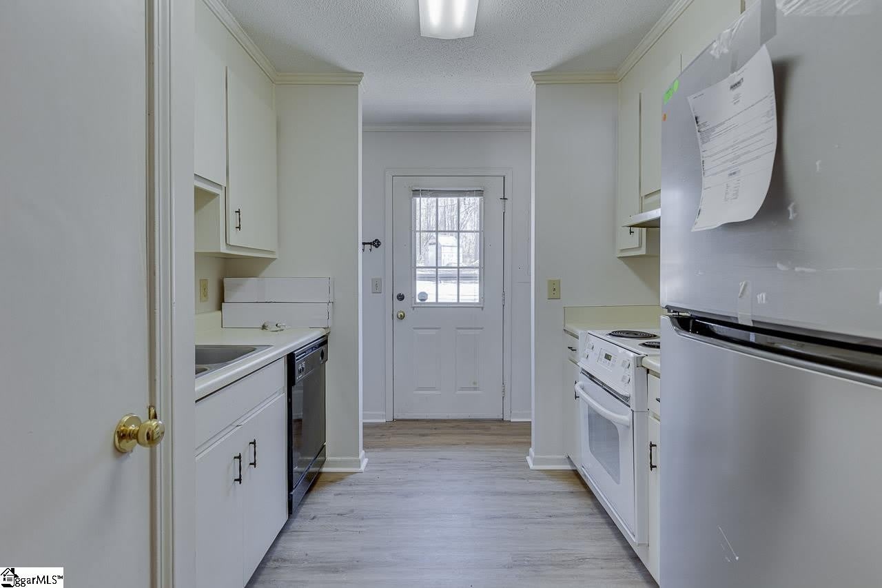 412 John Street – photo 5