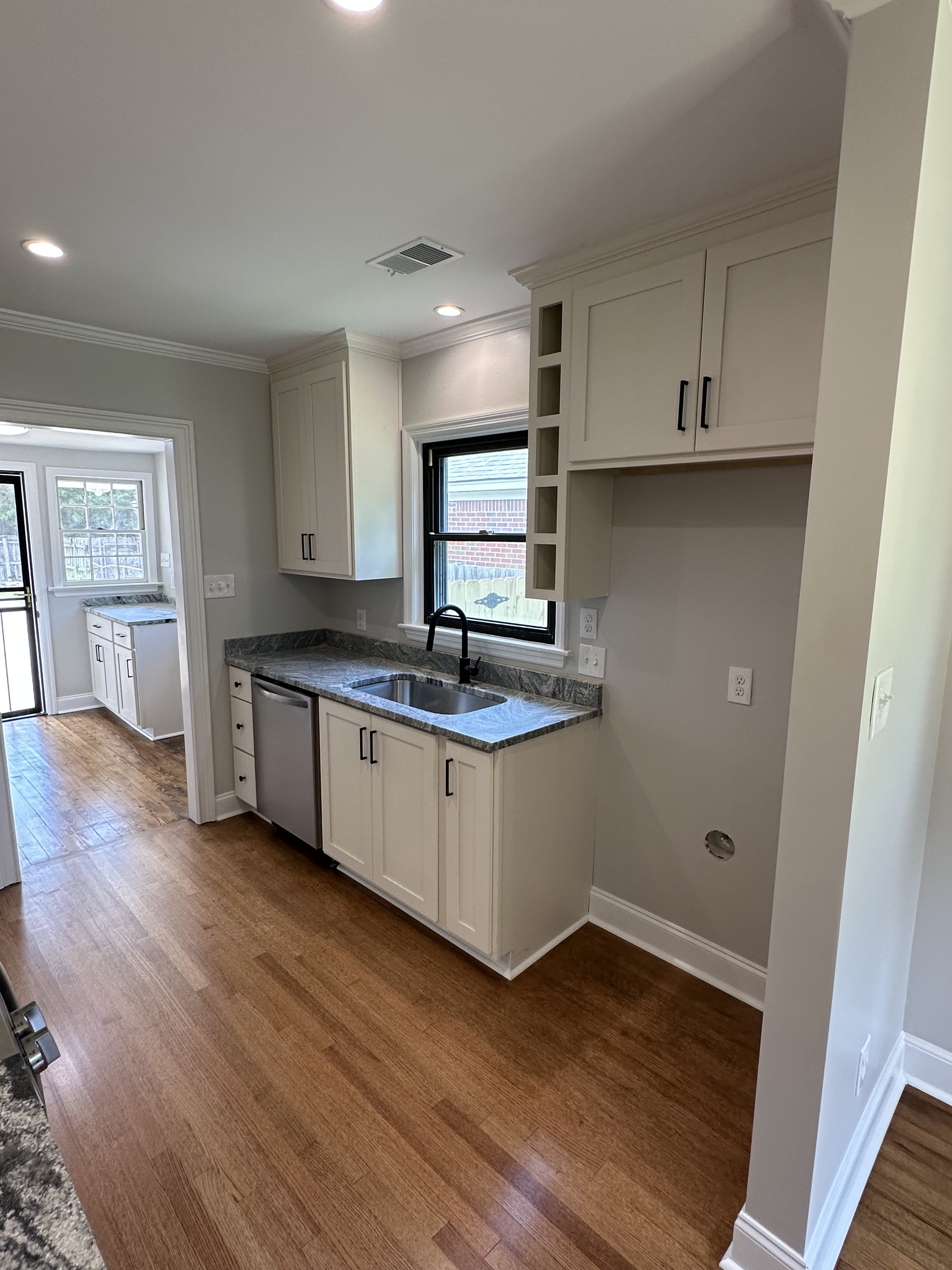 91 W Lafayette Cir – photo 2