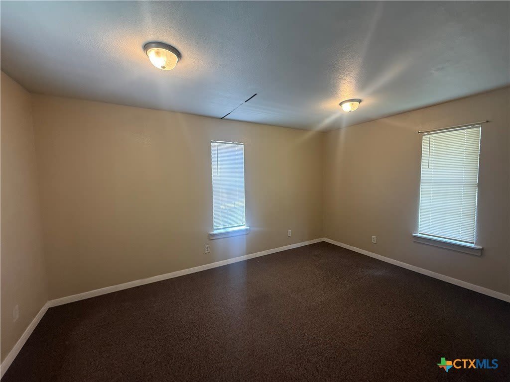 302 Burleson Street – photo 3