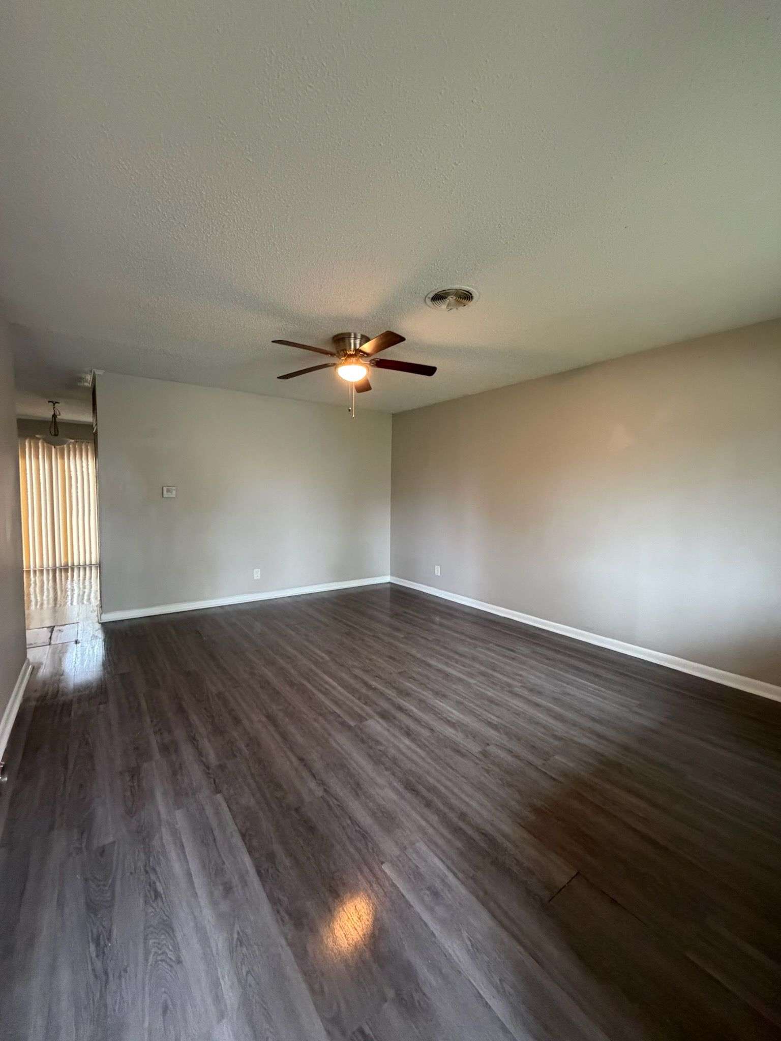5806 Southwick Dr – photo 2