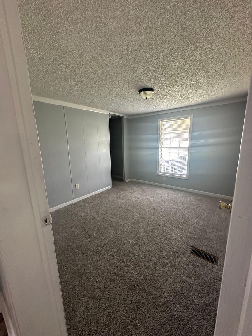 3 Bed 2 Bath Home For Rent – photo 4